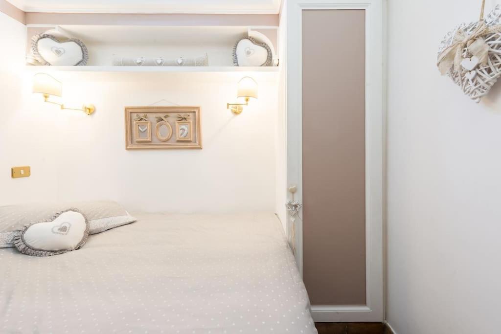 Piazza Navona - Penthouse In The Heart Of Apartment
