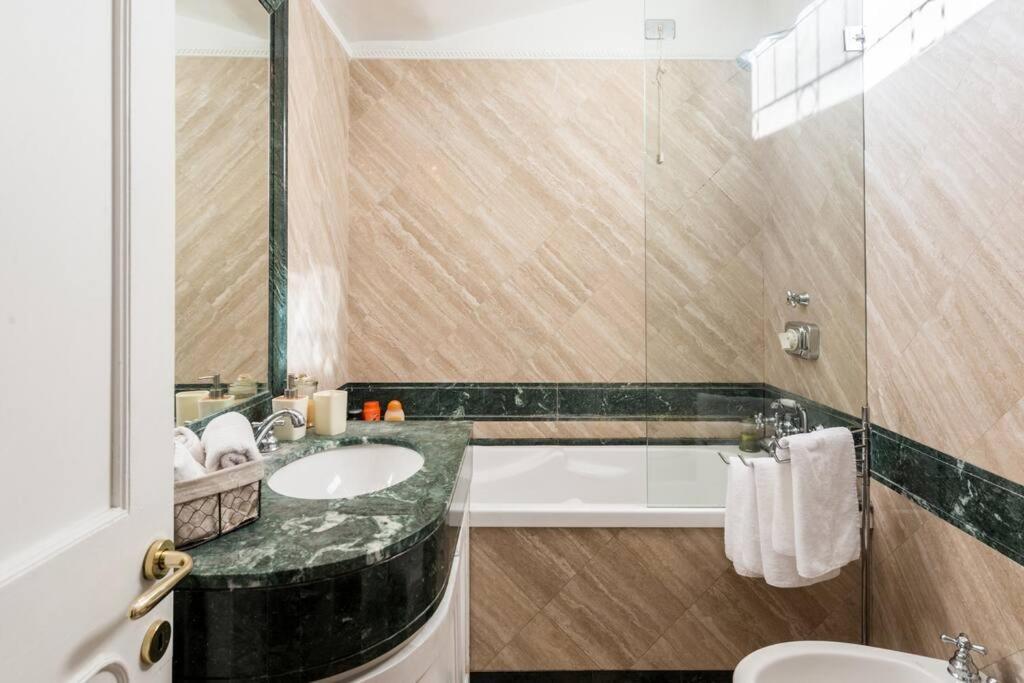 Piazza Navona - Penthouse In The Heart Of * Rom