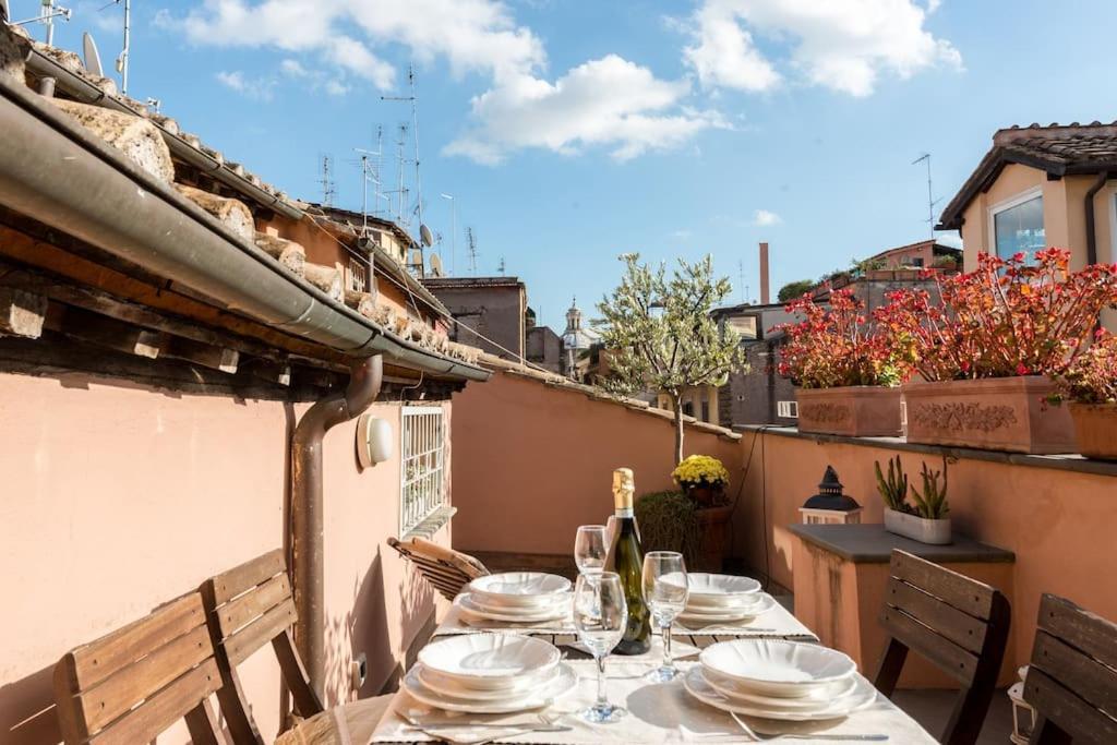 Piazza Navona - Penthouse In The Heart Of Apartment *